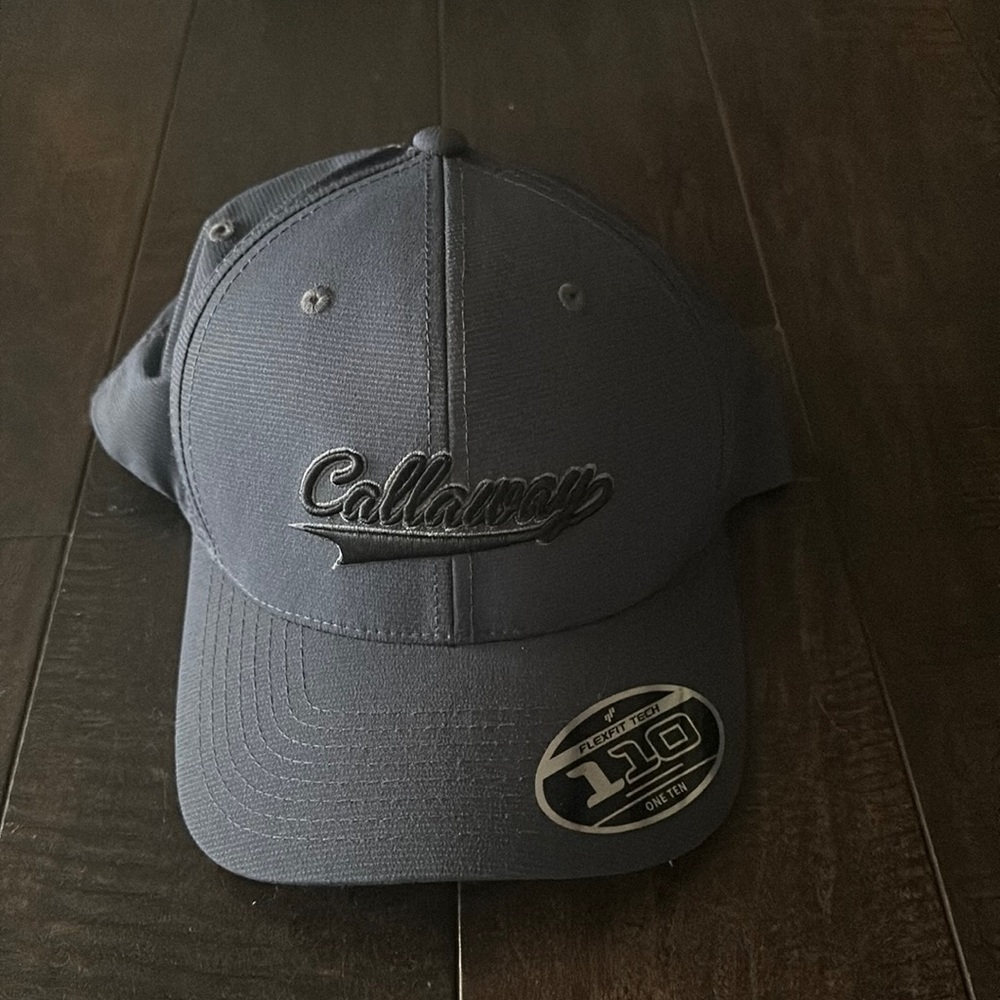 Callaway golf hat. New with tags. Grey
